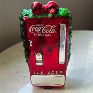 Vintage 1998 Coca-Cola Red and‎ Green Vending Machine tabletop Ornament